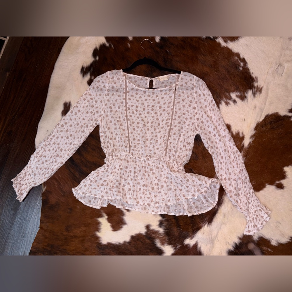 Altar’d state Elegant Cream and tan floral Print Women's Top XS